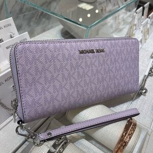 MICHAEL KORS Jet Set Large Signature Logo Continental Wallet Wristlet Lt Quartz